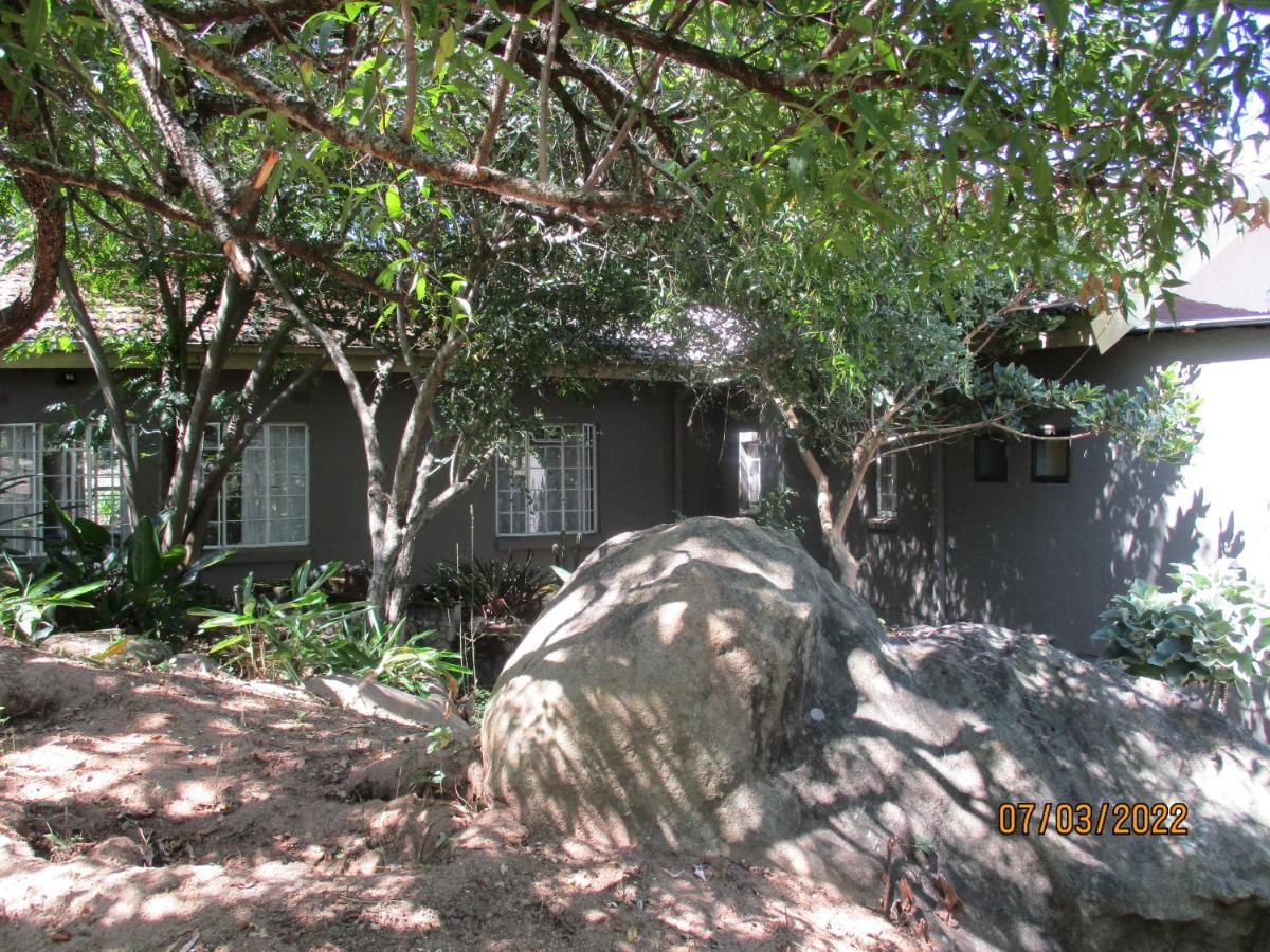 Leopard Tree Retreat Villa Mbombela Kültér fotó
